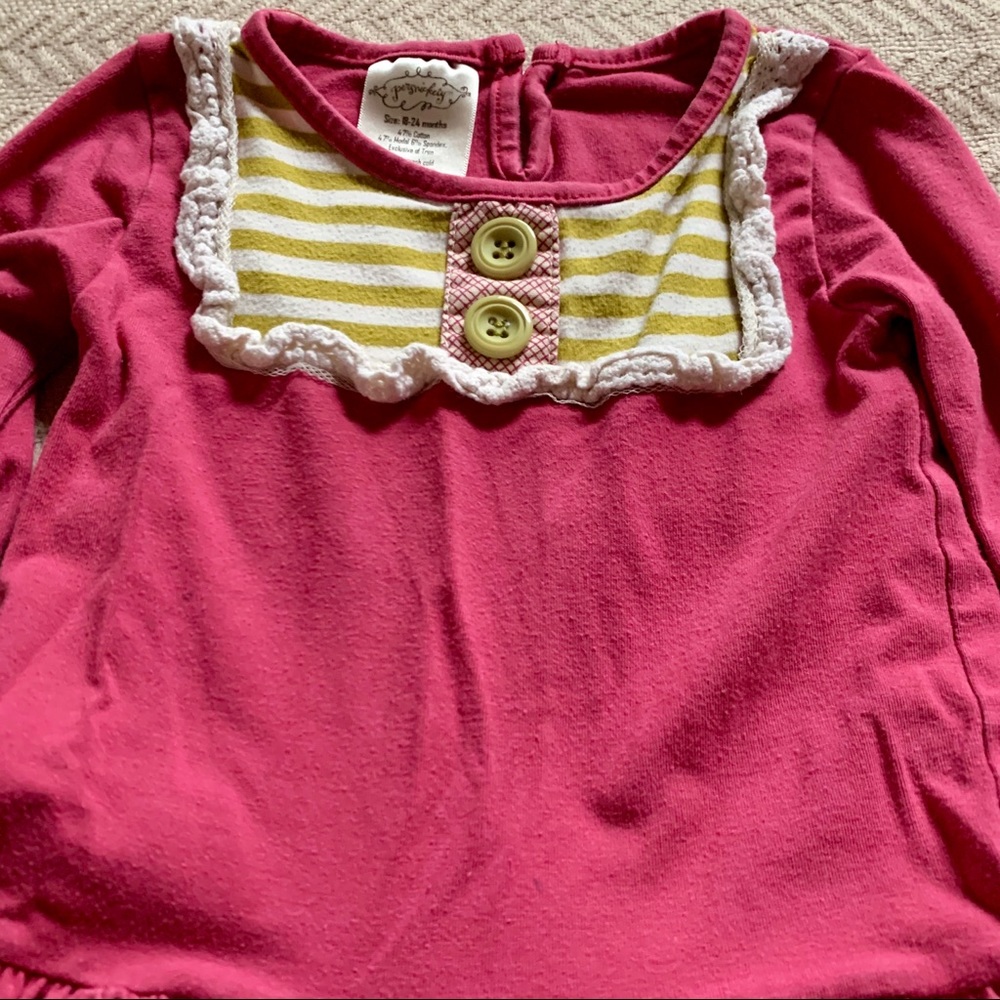 ✨Persnickety Ruffle Bottom Top - Picture 4 of 5
